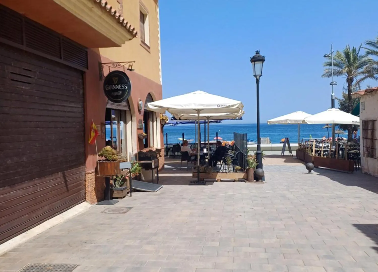 Beautiful Beachfront Newly Renovated 2 Bedroom Apartment With Swimming Pool And Garden 산루이스데사비닐라스