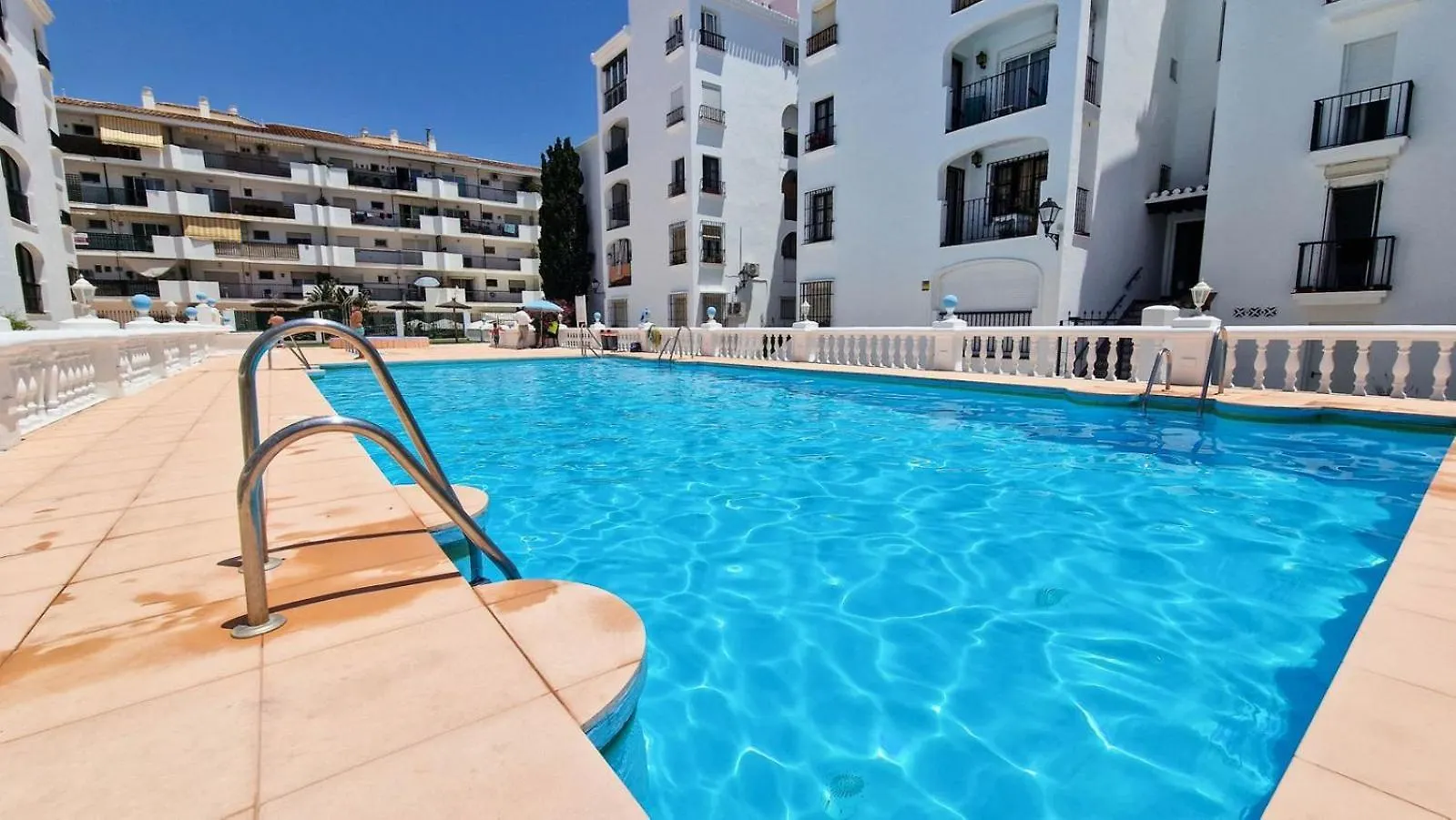 Beautiful Beachfront Newly Renovated 2 Bedroom Apartment With Swimming Pool And Garden San Luis de Sabinillas